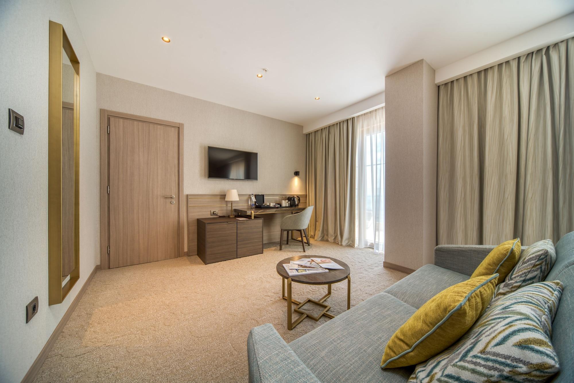 Hotel Ami Budva Petrovac ภายนอก รูปภาพ