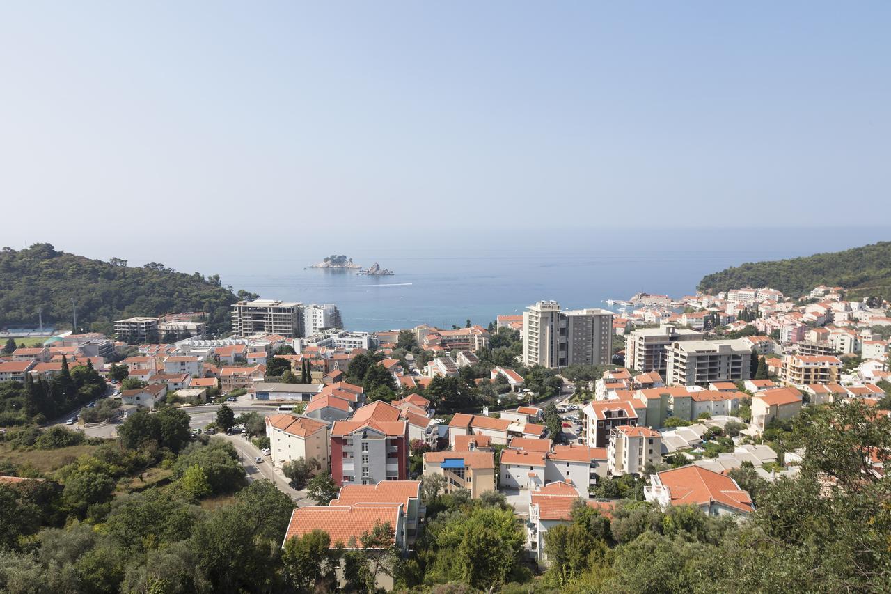 Hotel Ami Budva Petrovac ภายนอก รูปภาพ
