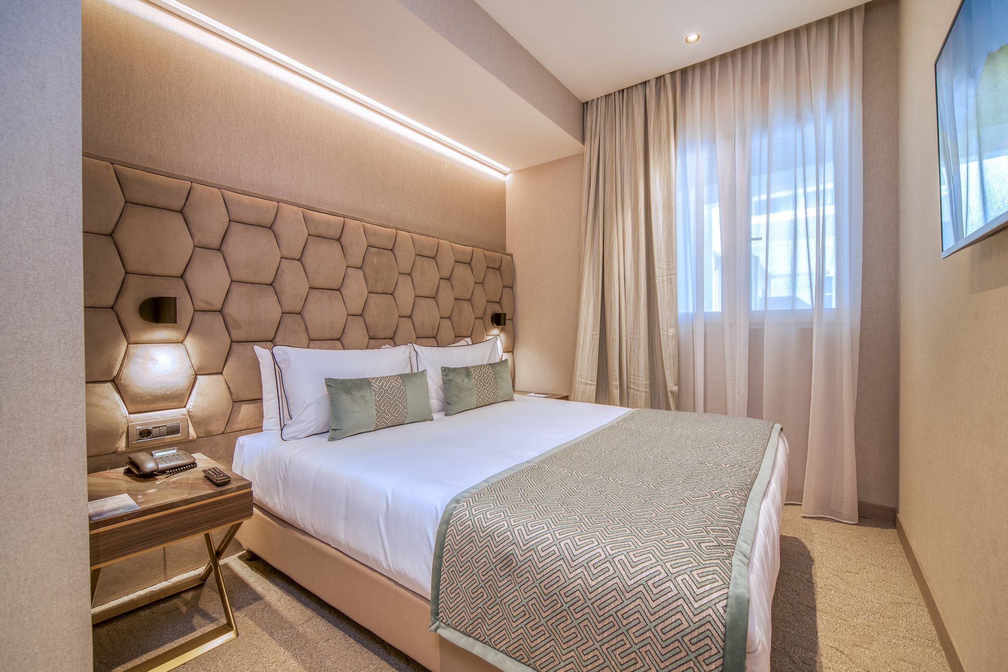 Hotel Ami Budva Petrovac ภายนอก รูปภาพ